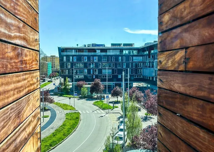 Volver - Exclusive Design Apartment Parma